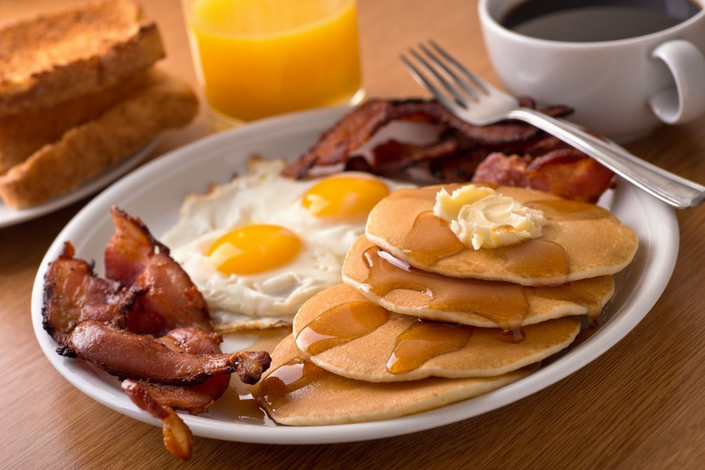 plate of breakfast foods